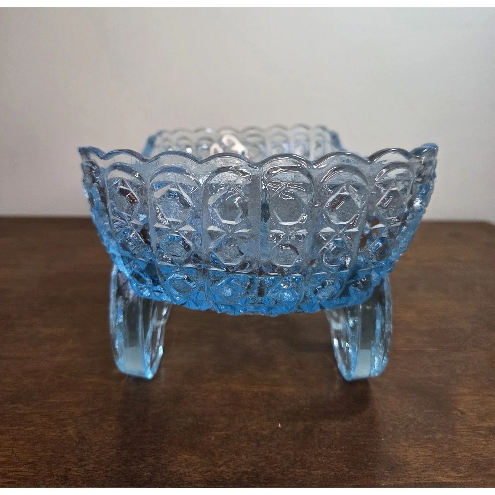 Vintage‎ McKee Glass Daisy and Button Aqua  Blue Baby Carriage or Coach Bowl